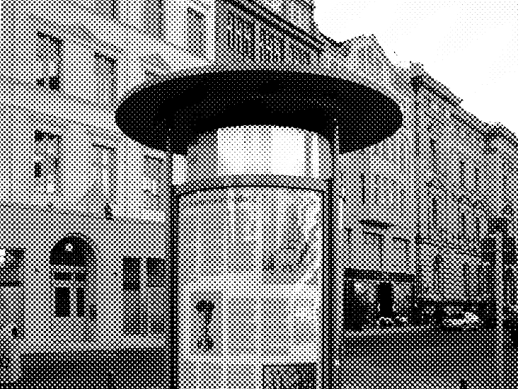 Moderne Litfaßsäule am Bethlehemkirchplatz